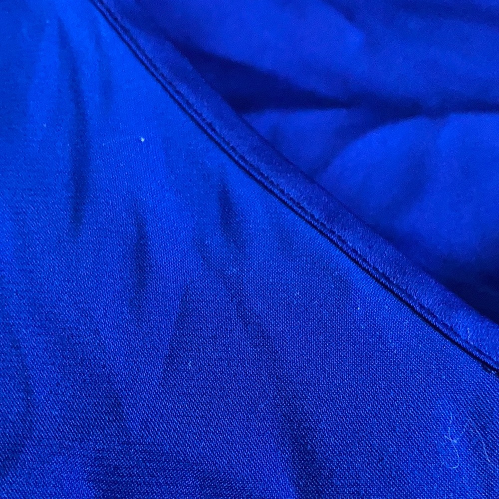 Express V-Neck Royal Blue Blouse - Picture 5 of 7